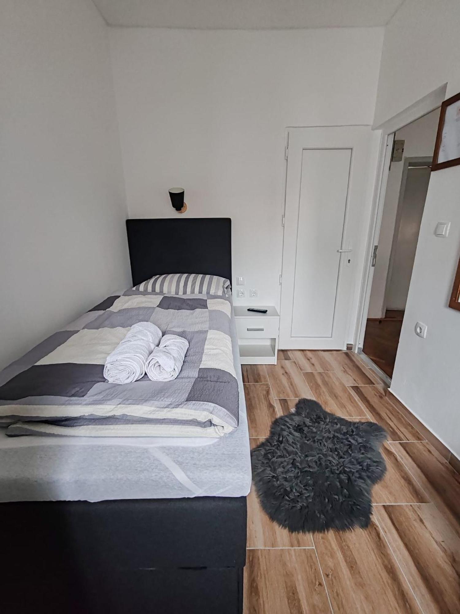 Sobe Dakovacki Vezovi Hotell Ðakovo Eksteriør bilde